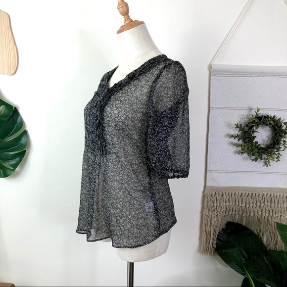 Converse | Short Sleeve Top Blouse Size XS - Picture 3 of 13